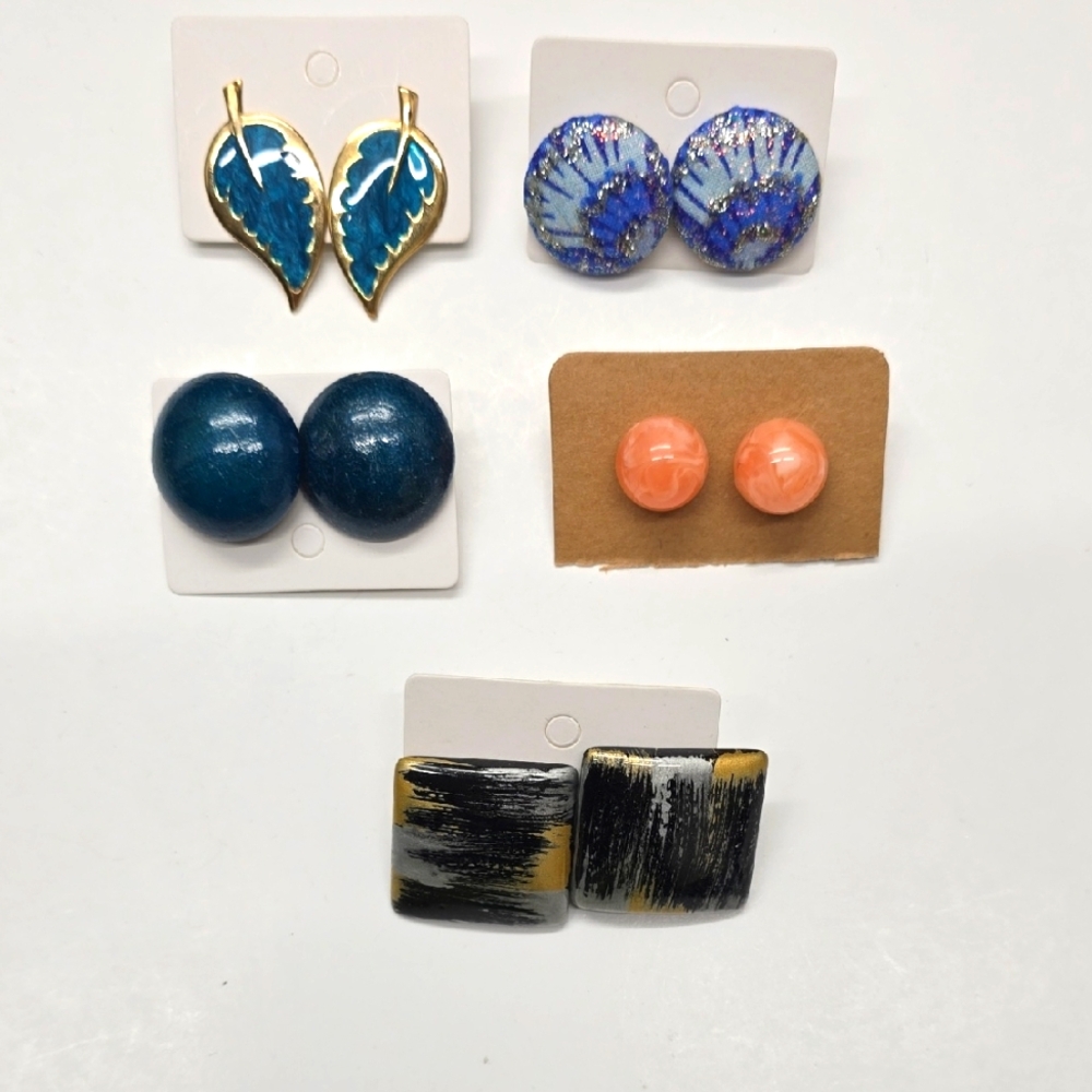 🔸️5/$25🔸️Lot Of Artsy Earrings
